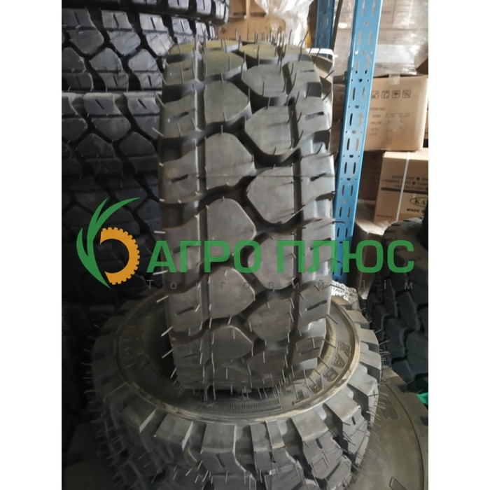 Шина 16x6-8 standard solid (суцільна) Kabat 