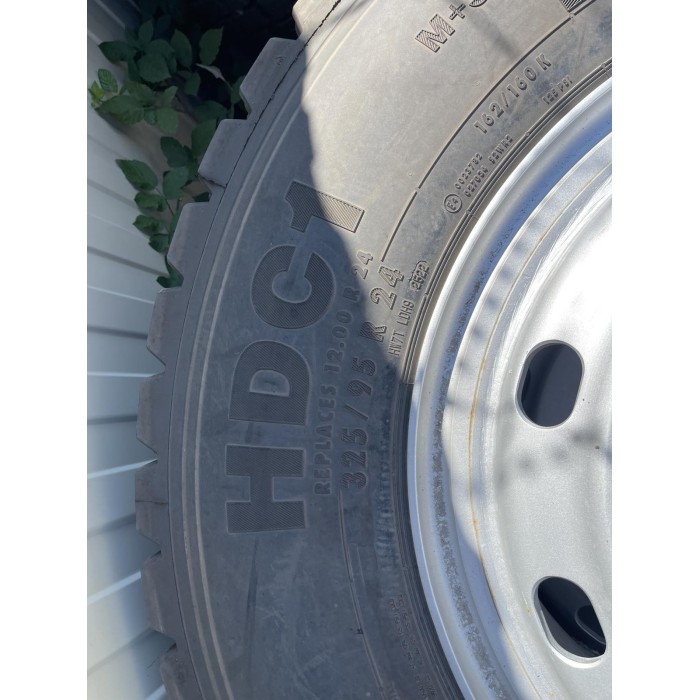 325/95R24 (12.00 R24) 162/160K HDC1 (ведуча) CONTINENTAL